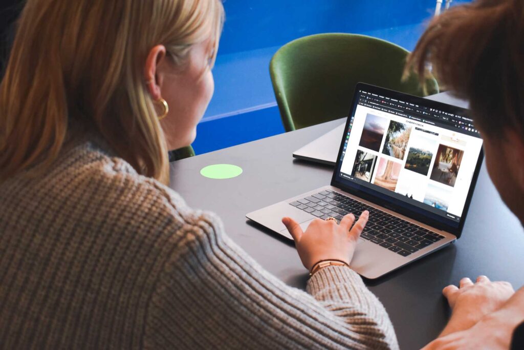 social live landing page experts